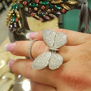 Moving flying butterfly ring platinum plated